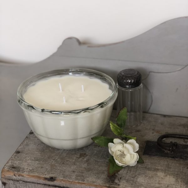 Vintage 1 Pint Glass Jelly Mould Candle – Peony Blush