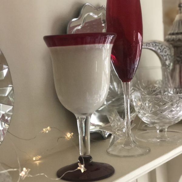 Wine Glass Christmas Candle – Cranberry Marmalade