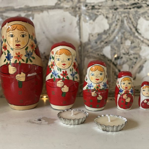 GORGEOUS SET OF RUSSIAN DOLLS