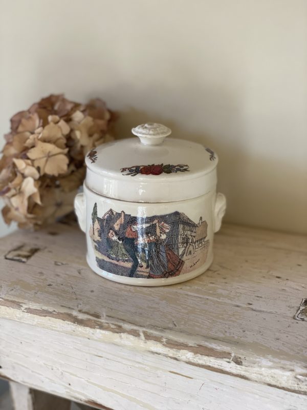 vintage french scene pot with soya wax candle