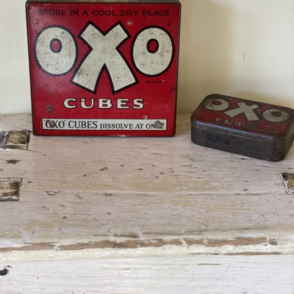 QUIRKY VINTAGE OXO CUBE TIN CANDLE – PEONY BLUSH