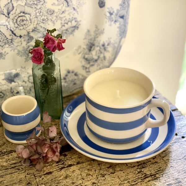 VINTAGE TG GREEN “CORNISH BLUE” CUP AND SAUCER CANDLE