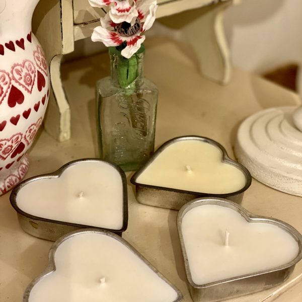 VINTAGE HEART SHAPED CAKE TIN CANDLES