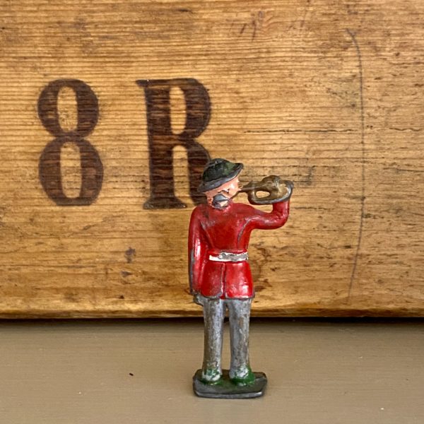 VINTAGE LEAD SOLDIER WITH BUGLE