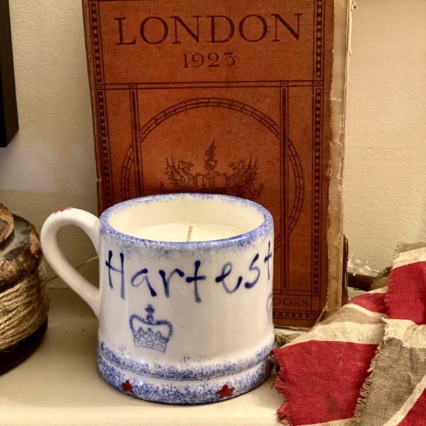 HAND DECORATED QUEEN’S JUBILEE CUP CANDLE